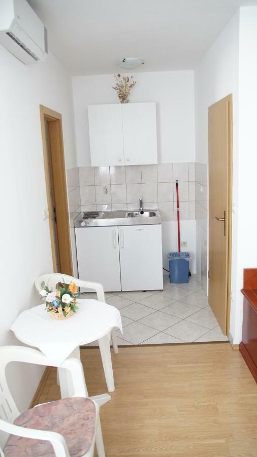 Apartmani Sipic , Bilo - พรีมอชเตน ภายนอก รูปภาพ