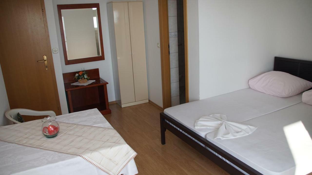 Apartmani Sipic , Bilo - พรีมอชเตน ภายนอก รูปภาพ